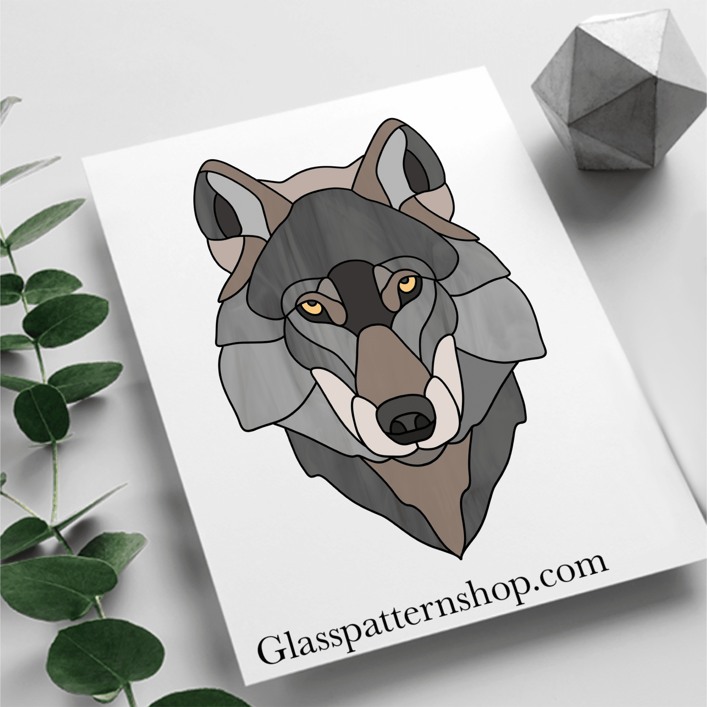 Stained glass pattern of a wolf head – printable digital design in SVG, PNG, PDF, and JPG formats, for suncatchers and gifts.